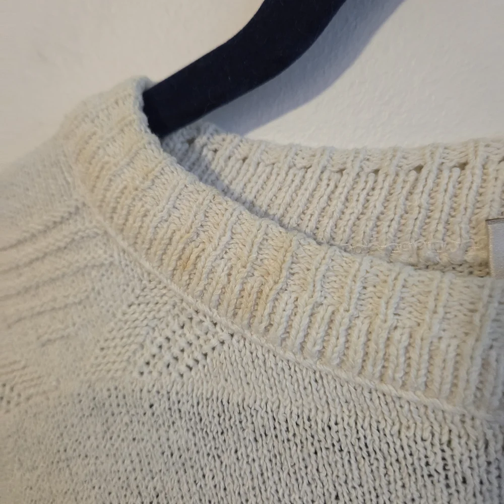 London Fog Cream Knit Sweater - Picture 4 of 7